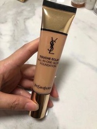 YSL粉底液