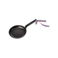 Staub “Mini frying pan black 12 cm” small cast iron holo skillet