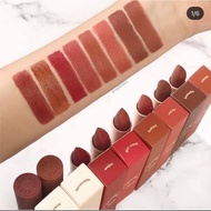 Sunnies FACE LIP DIP & FLUFFMATTE Lipstick