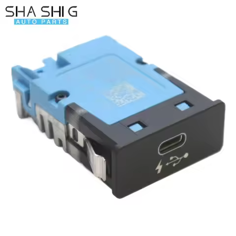 84108711939 Car Central Console TYPE-C Socket USB Port For BMW G01 G02 G05 G06 G07 G11 G12 G20 G30 7