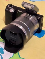 新靜Sony 5n 跟銀色18-55套頭 加閃燈