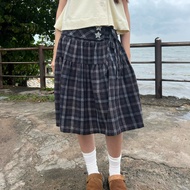 JANET STUDIO • Star button Plaid Skirt