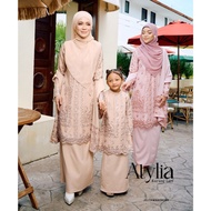 KURUNG LACE ATYLIA MOM by JELITA WARDROBE 🌷 kurung moden lace muslimah nursing friendly / kurung ren