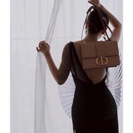 DIOR DIOR Bag DIOR Bag DIOR Female Bag DIOR Saddle Bag DIOR Three Grid DIOR 5 Grid DIOR Badge Style 