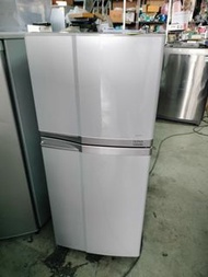 東芝120公升雙門小冰箱