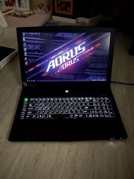 高階i7八執行緒/16G/GTX 970 6G SLI 雙獨顯/固態256G/17.3吋大螢幕GIGABYTE技嘉電競筆電