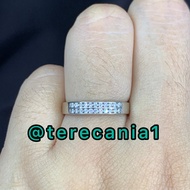 Cincin berlian eropa (barang luar) Emas : 75% Berat emas : 1.80gram Be