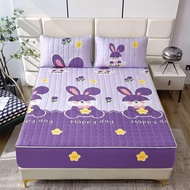 ผ้าปูที่นอนเสริมใยป้องกันไรฝุ่นหนานุ่มเป็นผารองนอนในตัว ราคาถูก รัดมุม360องศารอบทีนอน พร้อมปลอกหมอน3