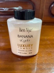 Ben Nye Luxury Powder Banana light 控油蜜粉 分裝10g