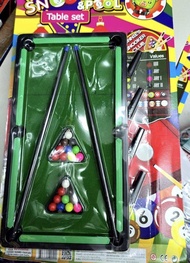 ของเล่น​ โต๊ะสนุ๊กเด็ก เป็นโต๊ะสนุกเกอร์มาพร้อมอุปกรณ์