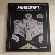MINECRAFT MEDIEVAL FORTRESS BOOK