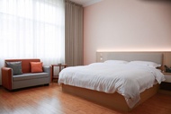 Elegant Hotel (Hua Ke Night Market Branch)