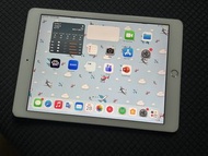 Apple iPad (第6代) Wi-Fi 32GB 銀色