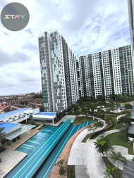 Pangsapuri  m² dengan 3 bilik tidur dan 2 bilik mandi peribadi di Tampoi (B 8Scape Pool View Family 