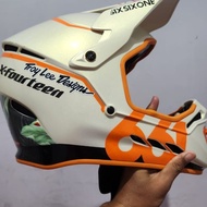 Helm 661 Size L sepeda