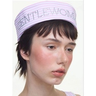 Gentle woman Hat Clip