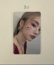 ITZY Yeji 小卡