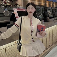 Áo khoác bomber nỉ 2 da chạy sọc cá tính