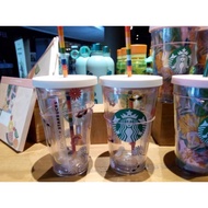 Starbucks Tumbler Cold Cup Ban Blekdo 2018 Edition Plastic Grande with rainbow colored straw