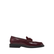 Steve Madden รุ่น Adison รองเท้าโลฟเฟอร์ผู้หญิง สี Wine