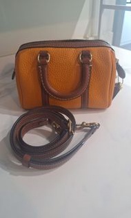 Coach 1941 Ruby 18