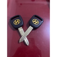 HYUNDAI STAREX GOLD LOGO