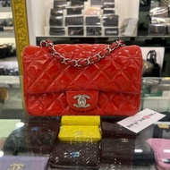 東區正精品㊣CHANEL A69900 MINI COCO CF 20cm 香奈兒紅色漆皮銀鍊菱格紋斜背包 CF 20cm RZ6543