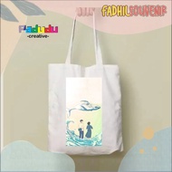 Retro TOTEBAG Vintage Whale Young Woo Aesthetic Women's ZIPPER Tote Bag | Men Anime Fadhilsouvenir