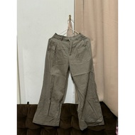 Preloved beige humine essential pants