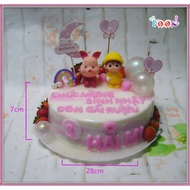 Baby in yellow shirt + 4cm accessory stand to decorate cakes and jelly