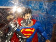 我🤖鐵面無私🇺🇸複製得半邊

◀️Cyborg Superman🤖機械超人〔🍃布製斗篷藏鐵線〕▶️

【絕對💯%正版】
🌀公仔FIGURE 高7寸
🆕全新★DC Multiverse McFarlan