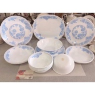 CORELLE 20PCS DINNER SET