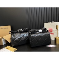 Accessory Box
Niche Not Bad Street
Pillow Bag
Long Influencer Style Hahahaha
Love Size: Small Size 2