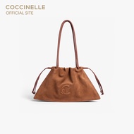 COCCINELLE กระเป๋าโฮโบผู้หญิง รุ่น DULSE HOBO BAG 130101 สี COGNAC/COGNAC
