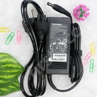 Toshiba DynaBook R63 A-R63 B-R63 D-R63 F-R63 H-R63 P-R63 65W Laptop Adapter