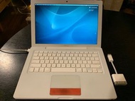 MacBook 4.1, Snow White, Intel Core 2 Duo 2.4GHz, 2G ram, 128G SSD