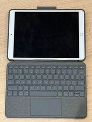 iPad Pro 10.5-inch (512GB) 加Logitech Combo Touch Keyboard