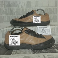 Size [40] /// EXPL*RE 0UTD00R