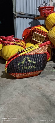 Giỏ xách gà làn xách gà ph.ong th.ủy