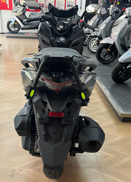 ชั้นวางของหลังรถจักรยานยนต์ ชั้นวางของสำหรับรถ Yamaha XMAX 250 XS250T-2 ชั้นวางของสำหรับรถจักรยานยนต