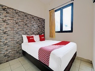 OYO 1699 Verona Residence