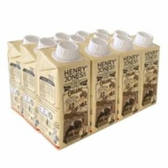Jones Organic UHT Australian Fresh A2 Protein Milk, 4 x 200ml