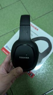 TOSHIBA 藍牙全罩式耳機 RZE-BT160H（黑色）｜可連兩台裝置・有使用痕跡・功能正常