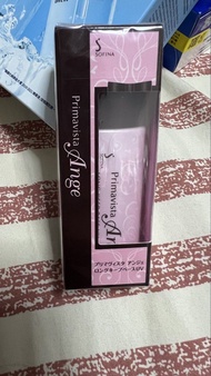 Sofina 控油瓷效妝前隔離乳