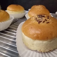 Roti Manis (COKLAT/KEJU/COKJU/KACANG MERAH/MARTABAK)