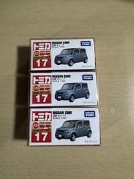 Tomica No.17 Nissan Cube