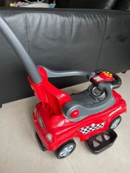 兒童車