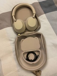 Sony WH-1000XM5