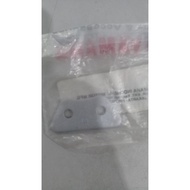 ORIGINAL YAMAHA VIXION OLD R15 V2 TANK MOUNTING PLATE / FITTING PLATE 1 (3C1) 3C1-F411F-00