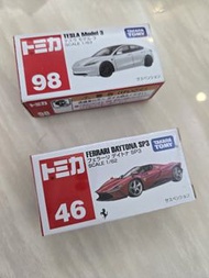 Tomica 玩具車 (Tesla Model 3 / Ferrari Daytona SP3)